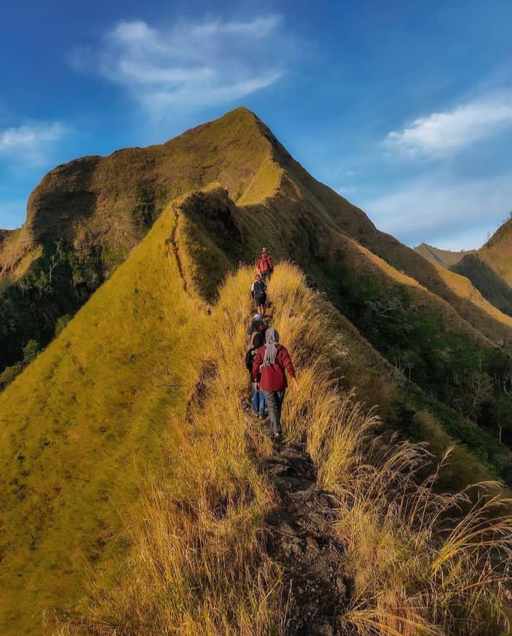 4 Gunung Jawa Timur yang Menantang Adrenalin, Gunung Piramid Bondowoso Menjadi Salah satunya